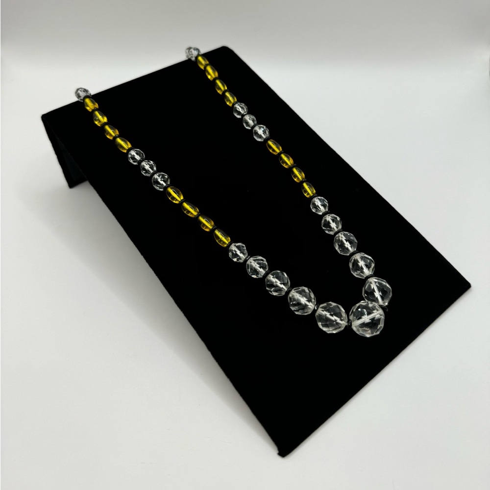 VINTAGE Glass Beaded Necklace
